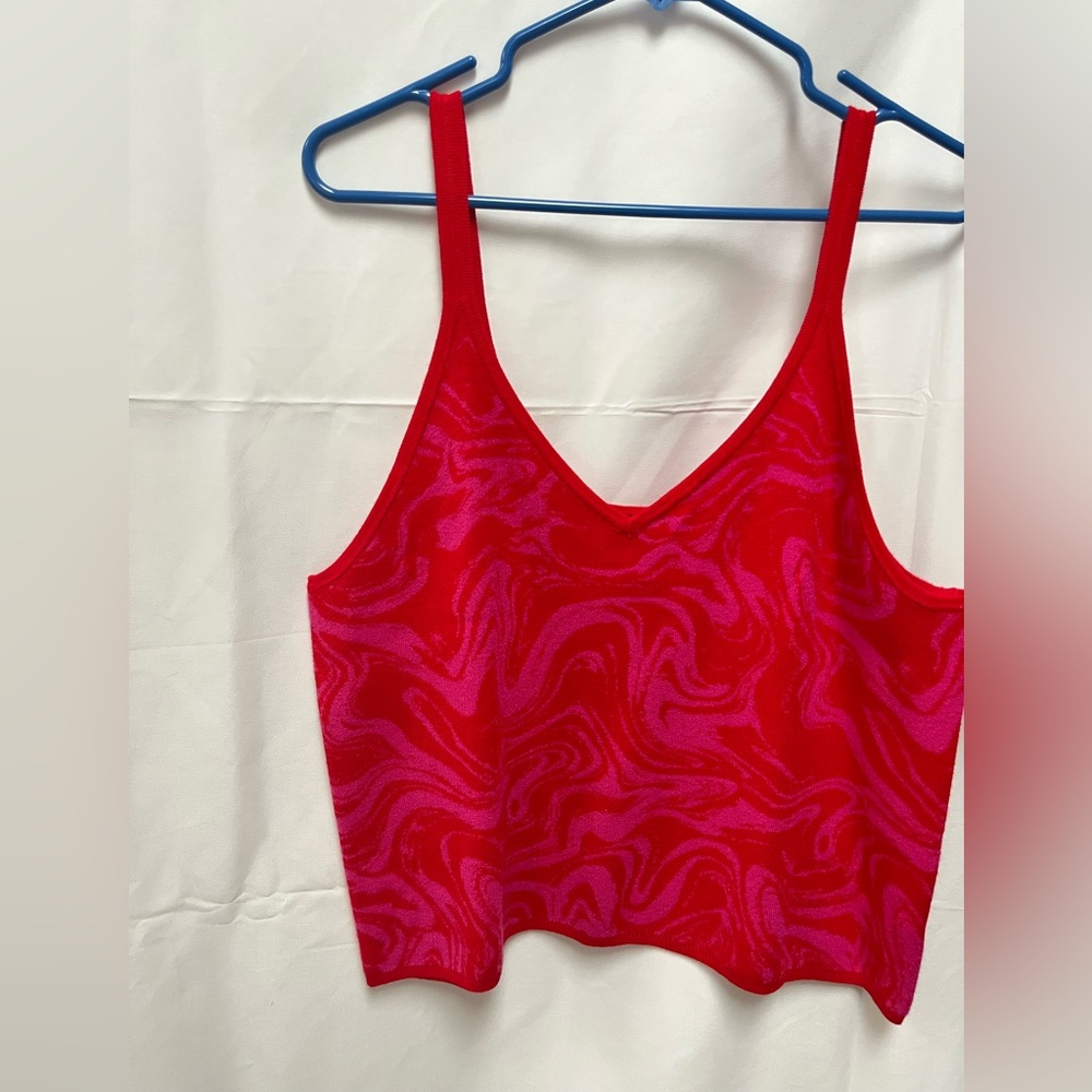 Red & Hot Pink Swirl V-Neck Knit Tank Top